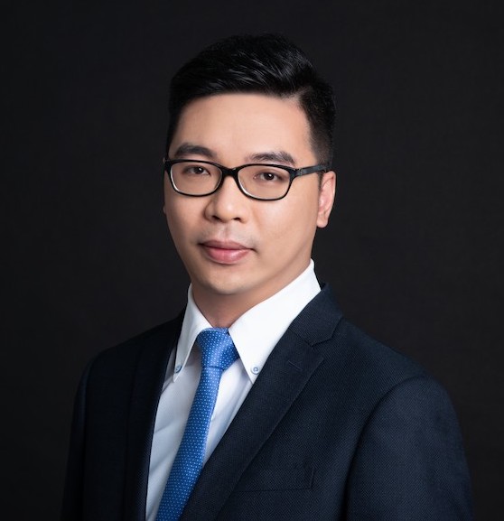Alan Yuk 玉兆麟